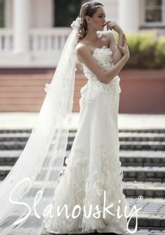 Свадебное платье S41785. С прямой юбкой, длинное без шлейфа.