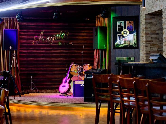 Банкет в отеле Земляничные холмы